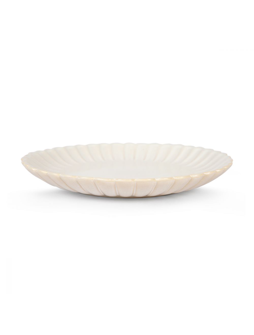 Scallop Rim Dinner Plate